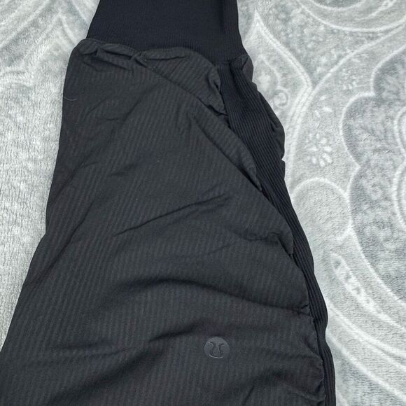 Womens Lululemon Beyond the Studio 7/8 Jogger - Picture 4 of 5